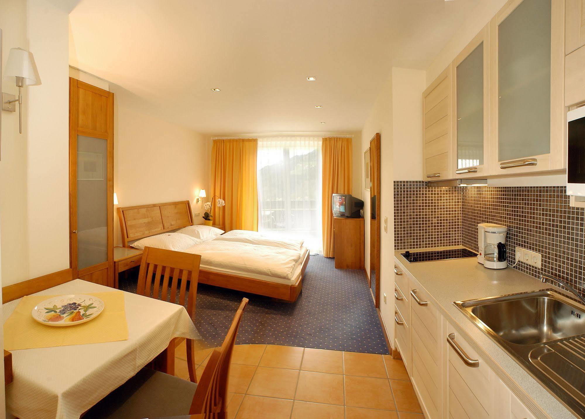 Aparthotel Tritscher ชลัดมิง ภายนอก รูปภาพ